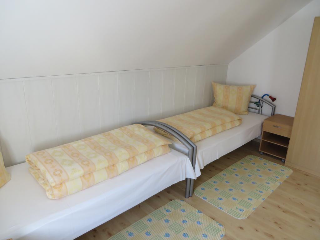 Ferienwohnung Zahn Oelsnitz  Exteriör bild