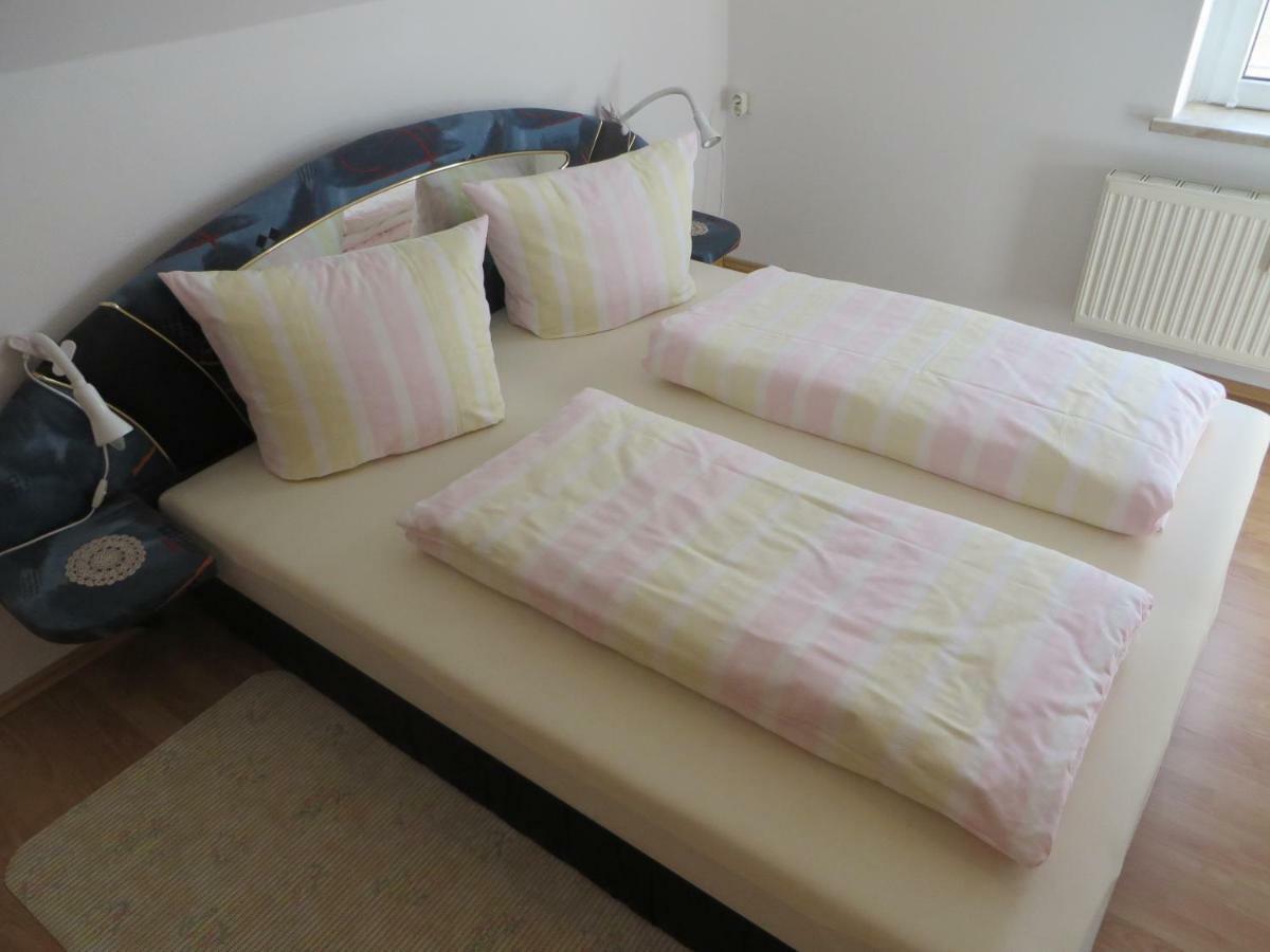 Ferienwohnung Zahn Oelsnitz  Exteriör bild